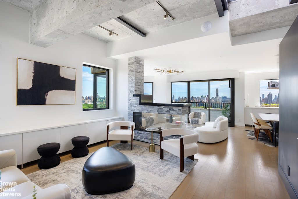 22 West 66th Street, Unit PH photo 3