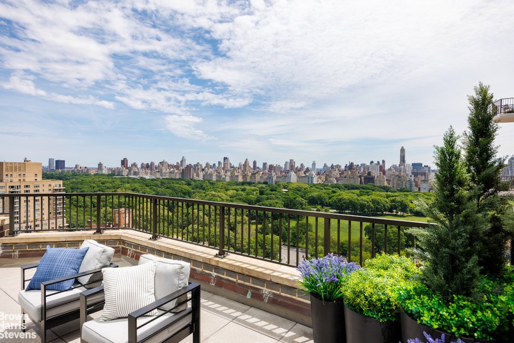 22 West 66th Street, Unit PH photo 14