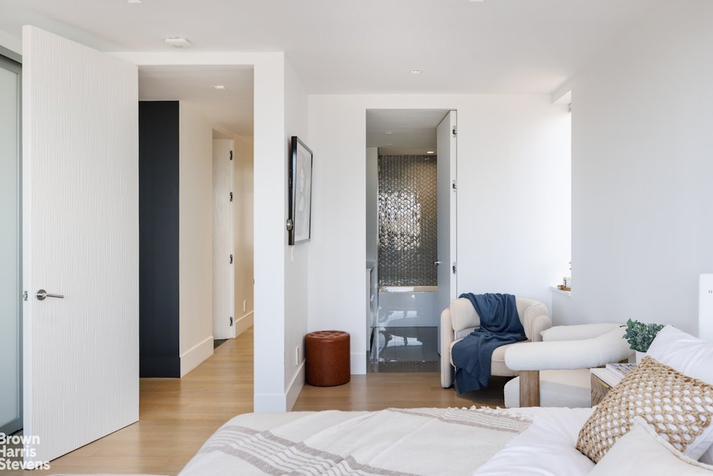 22 West 66th Street, Unit PH photo 31