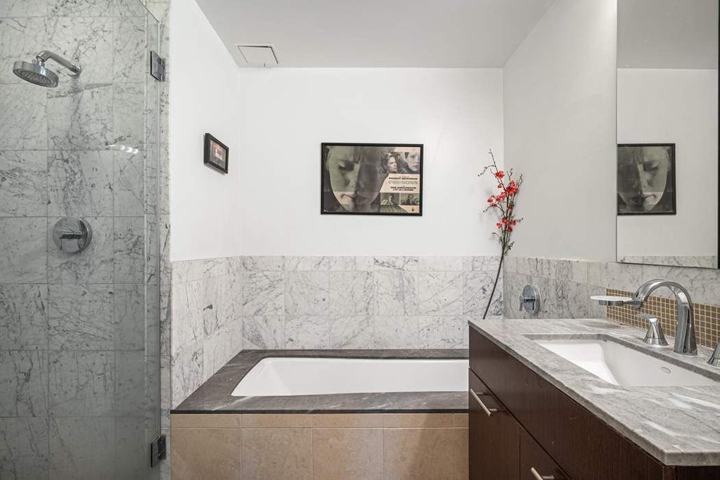 261 West 28th Street, Unit 5D photo 4