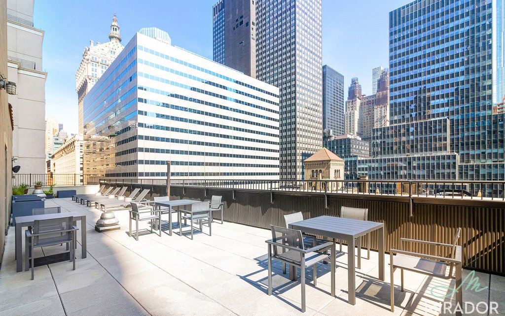 132 East 45th Street, Unit 8F photo 14