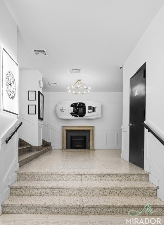 132 East 45th Street, Unit 8F photo 16