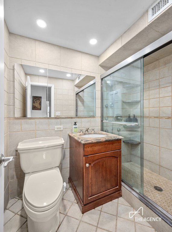 305 East 24th Street, Unit 4D photo 7