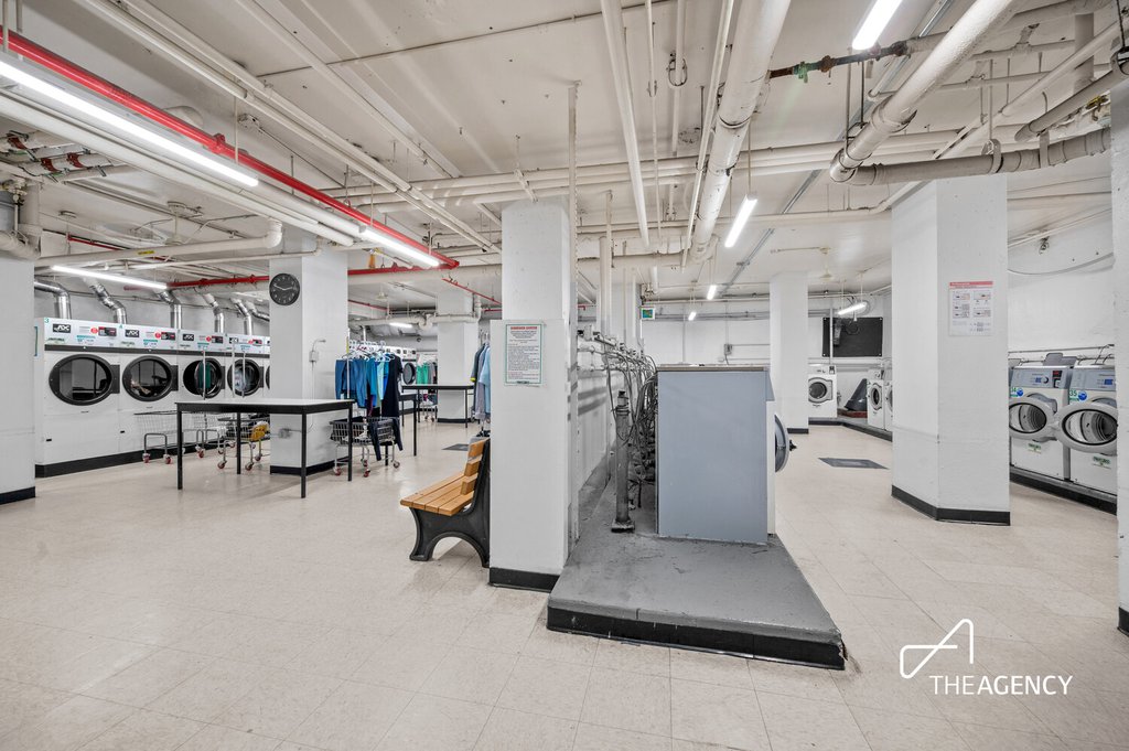 305 East 24th Street, Unit 4D photo 8