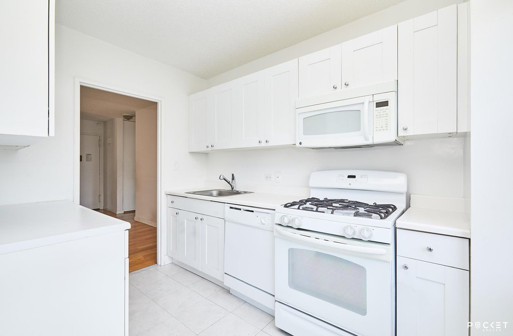 345 East 80th Street, Unit 6B photo 7