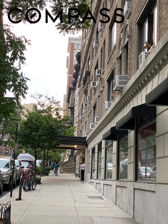235 West 102nd Street, Unit 9H photo 16