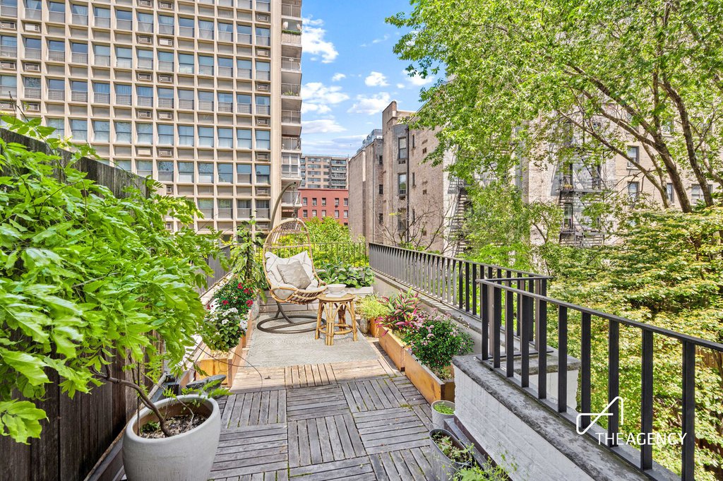 131 West 95th Street – For Sale photo 12