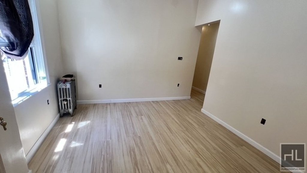 586 East 54th Street, Unit 1 photo 3