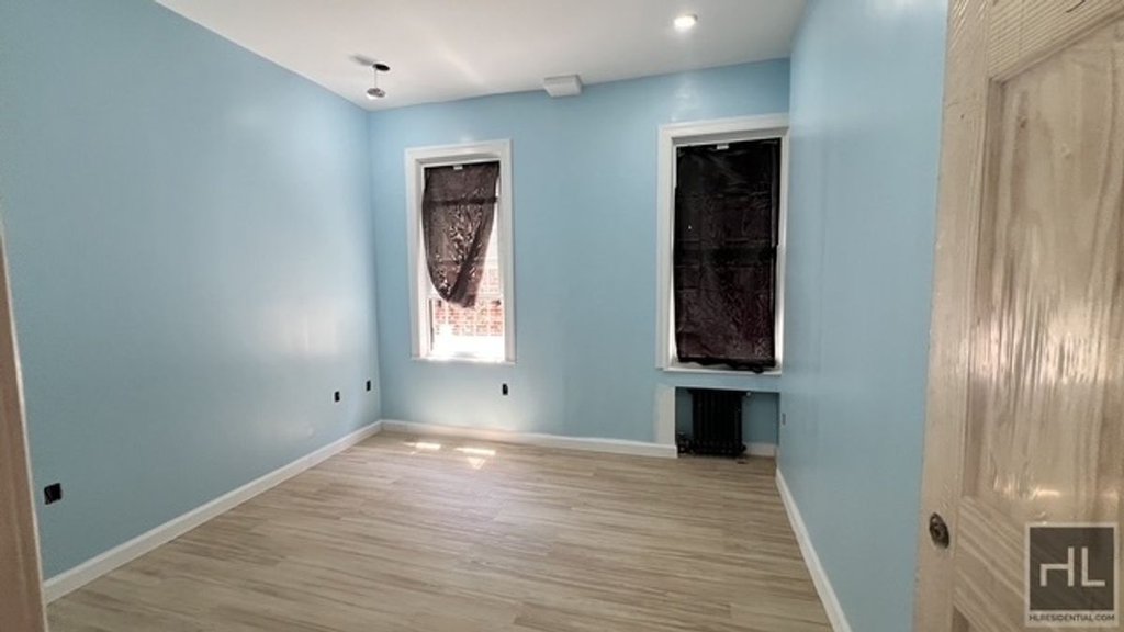 586 East 54th Street, Unit 1 photo 4