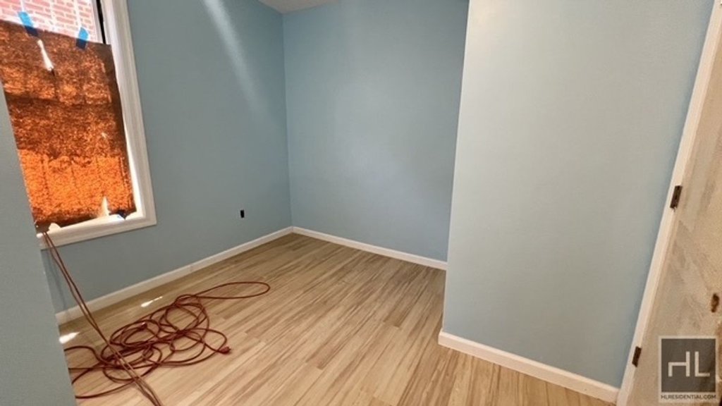 586 East 54th Street, Unit 1 photo 5