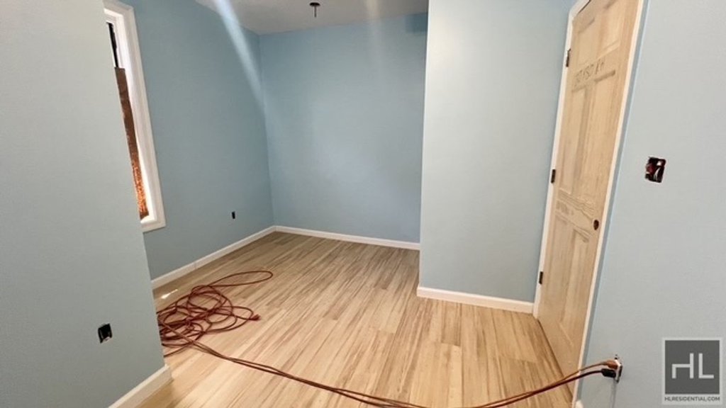 586 East 54th Street, Unit 1 photo 8
