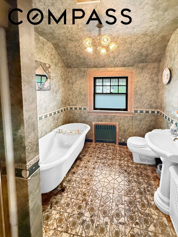 3829 Beach 38th Street – For Sale photo 20