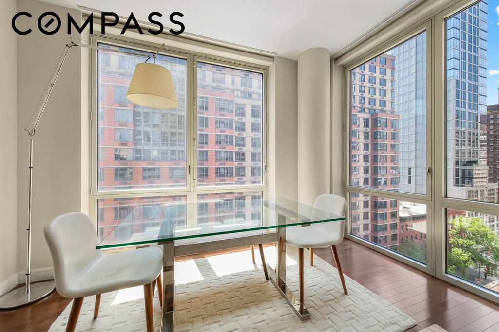 225 East 34th Street, Unit 11H