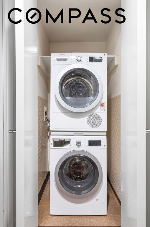225 East 34th Street, Unit 11H photo 8