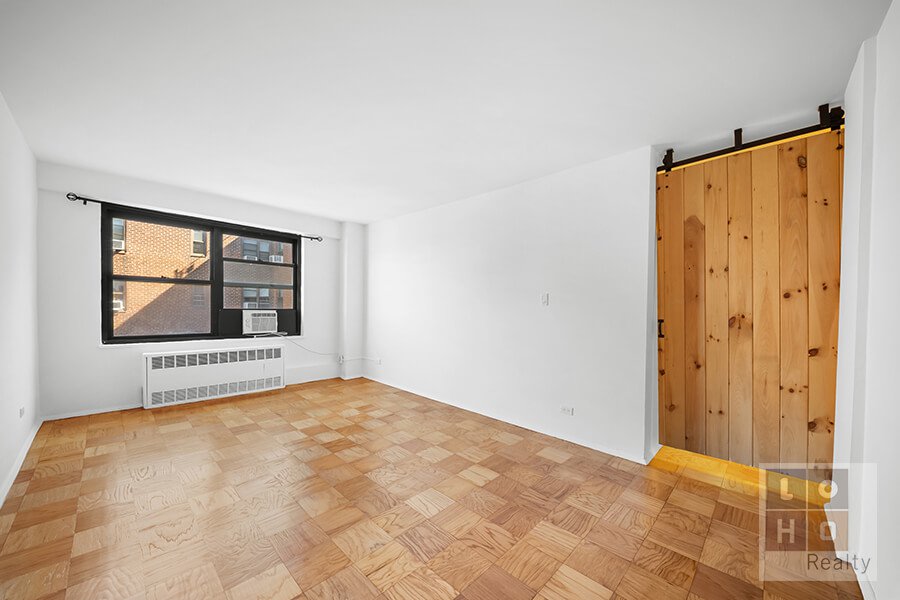 266 East Broadway, Unit B1905 photo 3