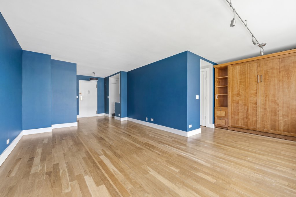 372 Central Park West, Unit 10G photo 4