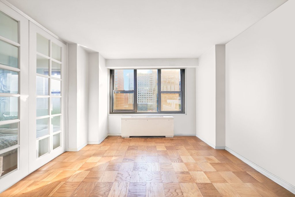220 East 57th Street, Unit 14J photo 5