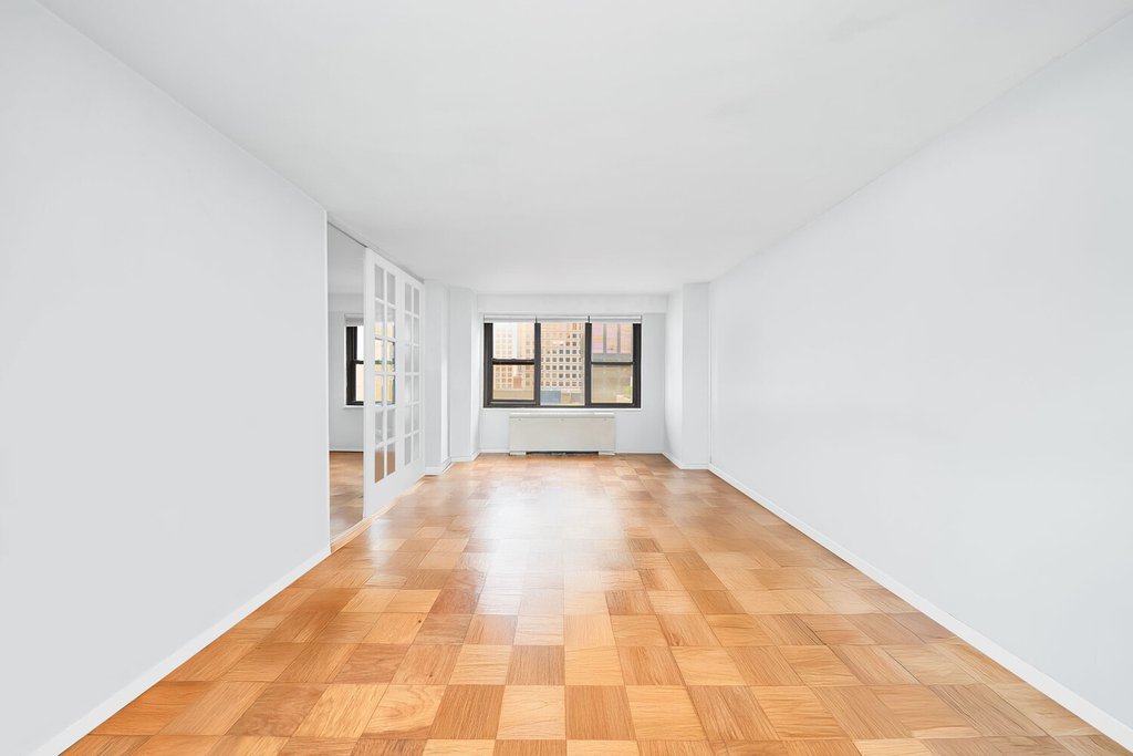 220 East 57th Street, Unit 14J photo 6