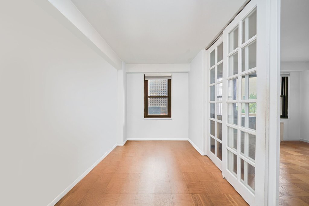 220 East 57th Street, Unit 14J photo 11