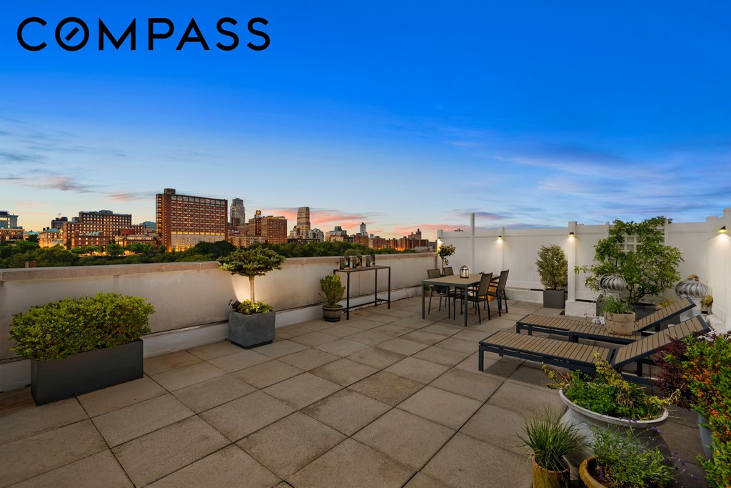 301 West 115th Street, Unit PH4B