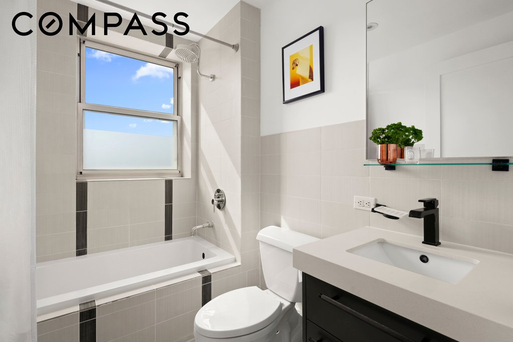 301 West 115th Street, Unit PH4B photo 9