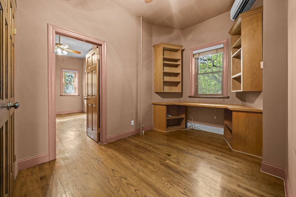 485 Clinton Street – For Sale photo 9