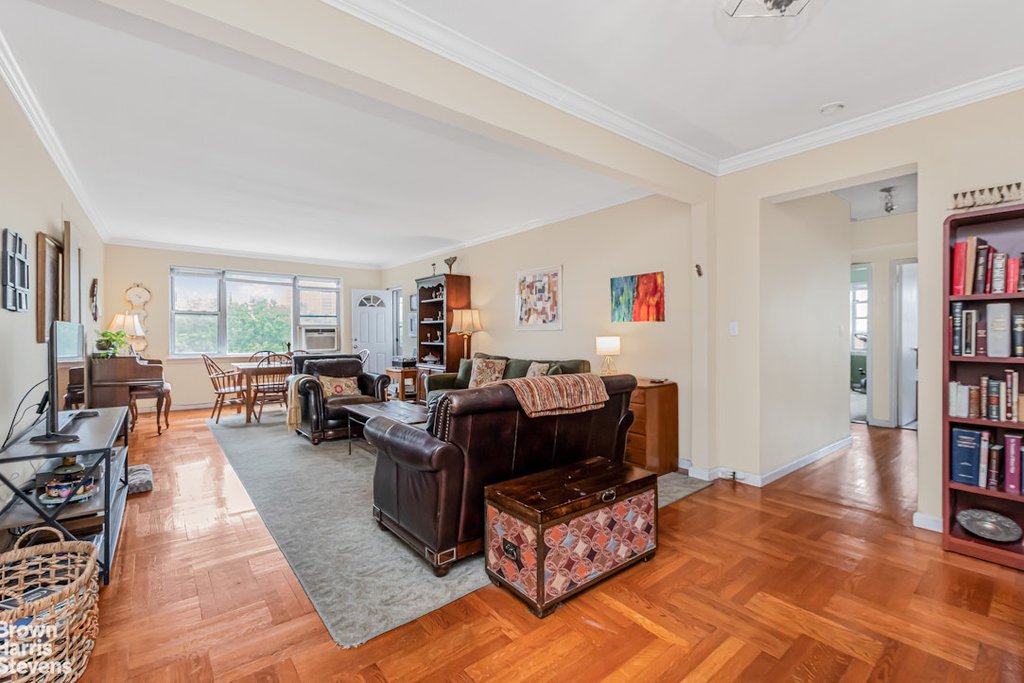 2711 Henry Hudson Parkway, Unit 7H