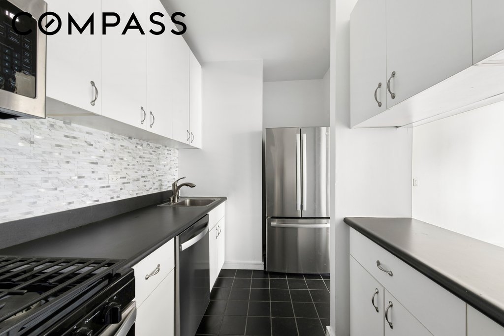 360 East 88th Street, Unit 4B photo 7