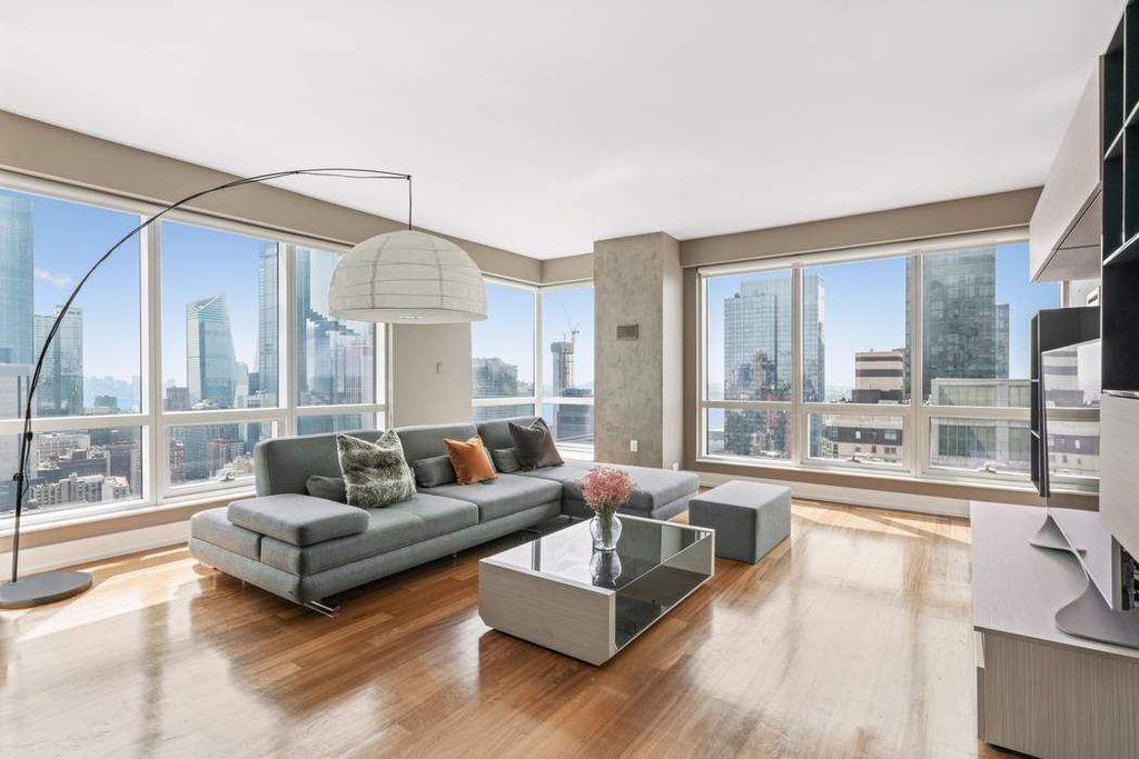 350 West 42nd Street, Unit 40A