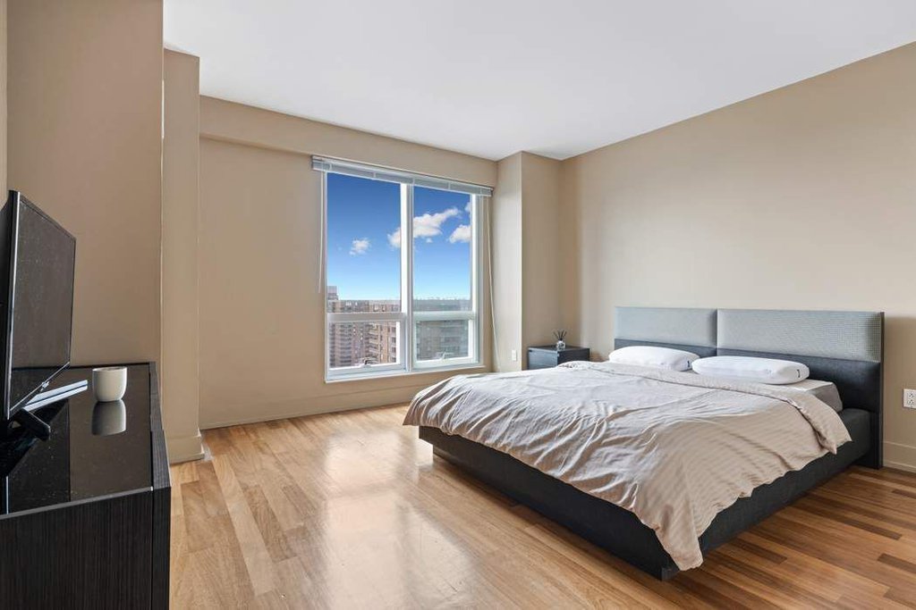 350 West 42nd Street, Unit 40A photo 4