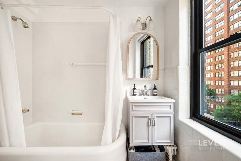 7 Park Avenue, Unit 5B photo 3