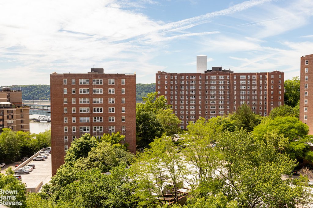 555 Kappock Street, Unit 12G