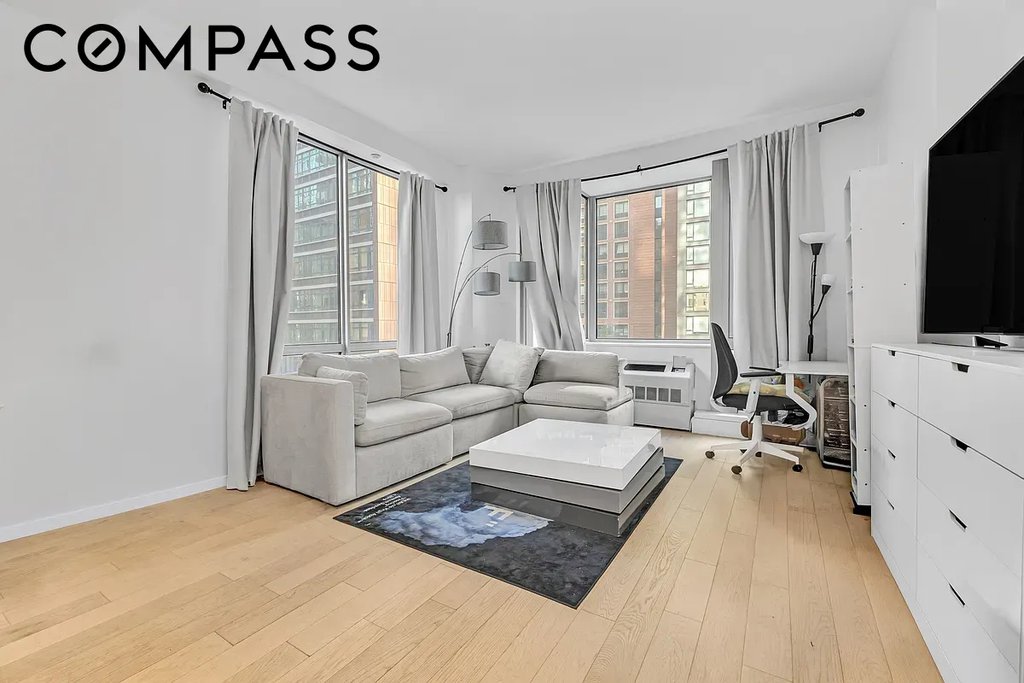 44-15 Purves Street, Unit 6D photo 2