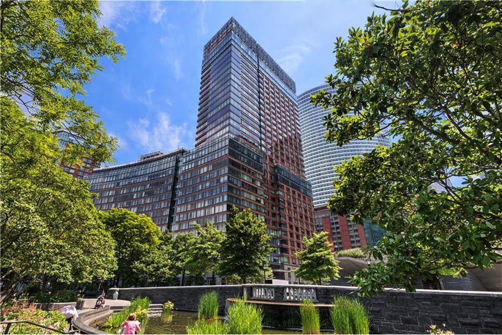 2 River Terrace, Unit 4M photo 17