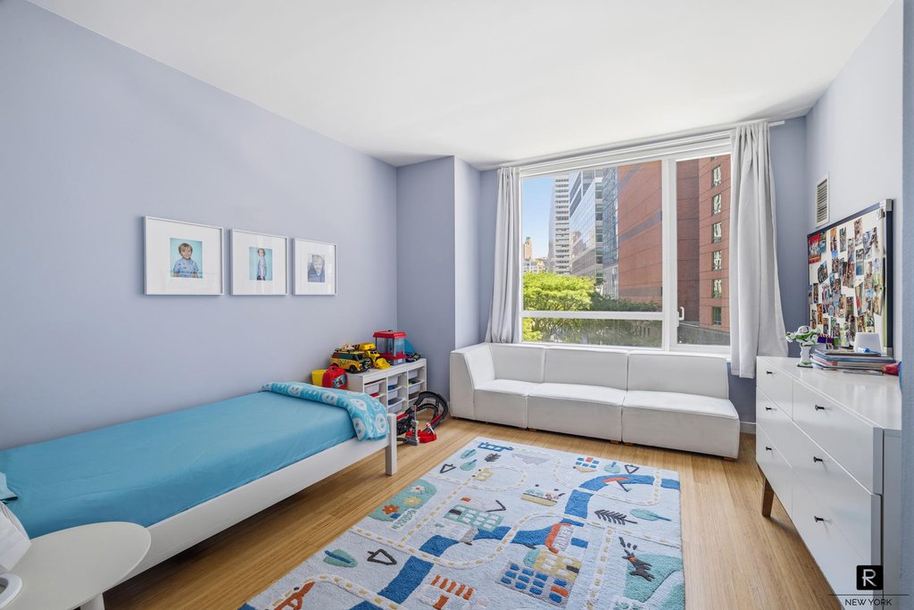2 River Terrace, Unit 4M photo 7