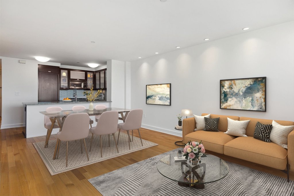 80 Riverside Boulevard, Unit 4X photo 2