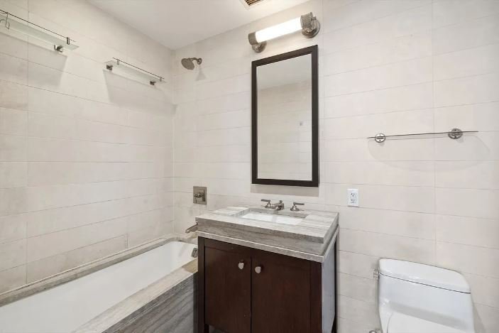 80 Riverside Boulevard, Unit 4X photo 5