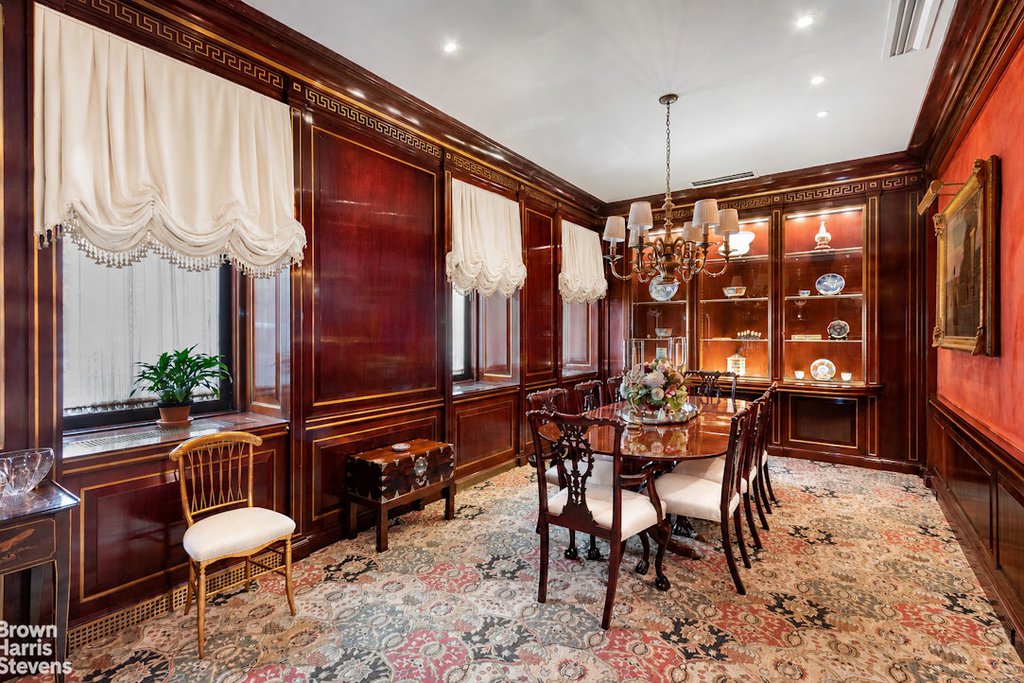 25 Sutton Place, Unit MAISONETTE photo 4