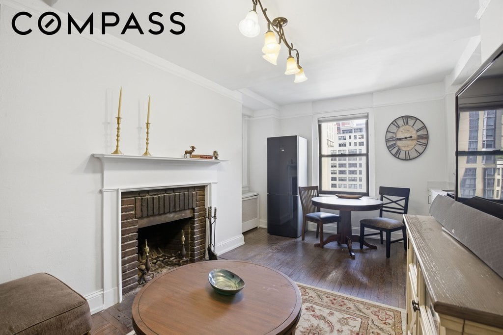 10 Mitchell Place, Unit 9F photo 2