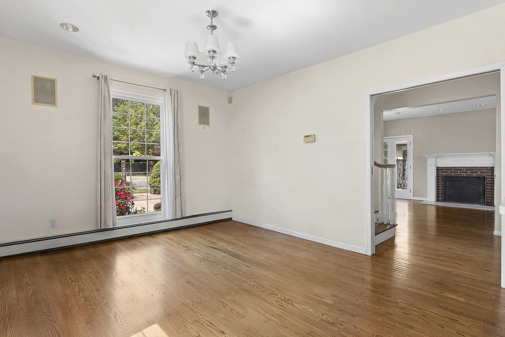 77-15 Kew Forest Lane – For Sale photo 8