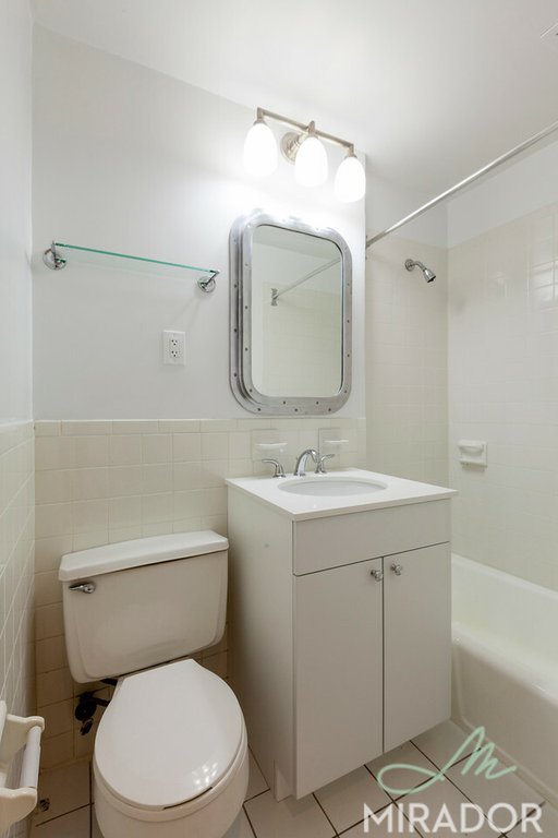 43 West 16th Street, Unit 4H photo 4