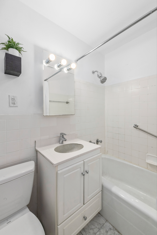 205 West End Avenue, Unit 16F photo 6
