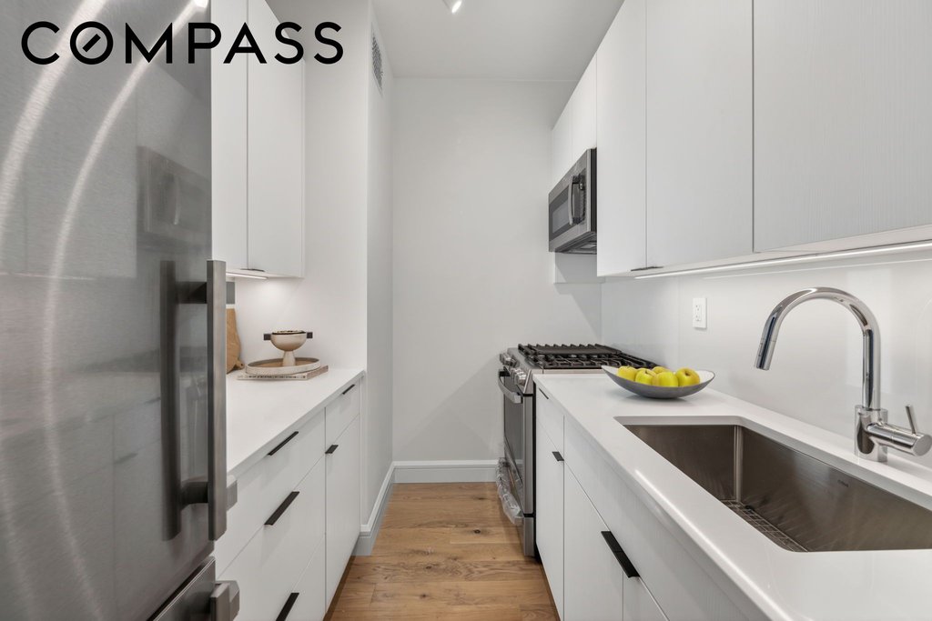 160 West End Avenue, Unit 30M photo 7