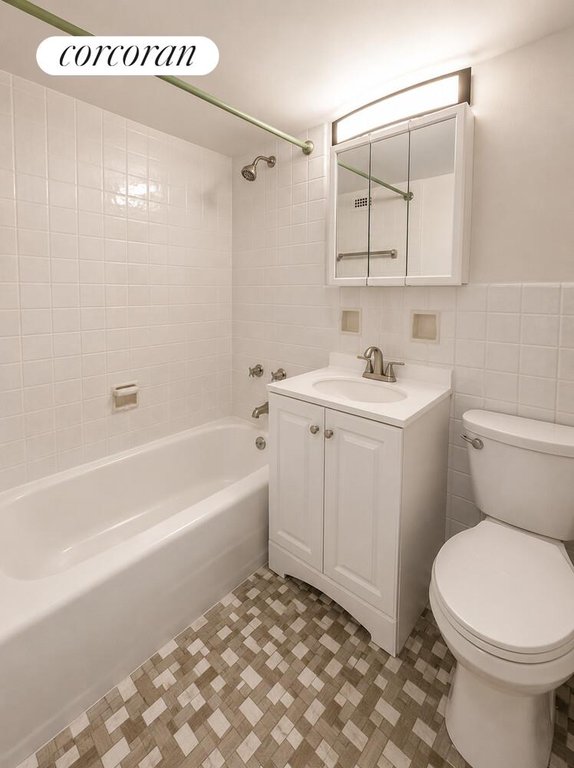 210 East 63rd Street, Unit 5E photo 20