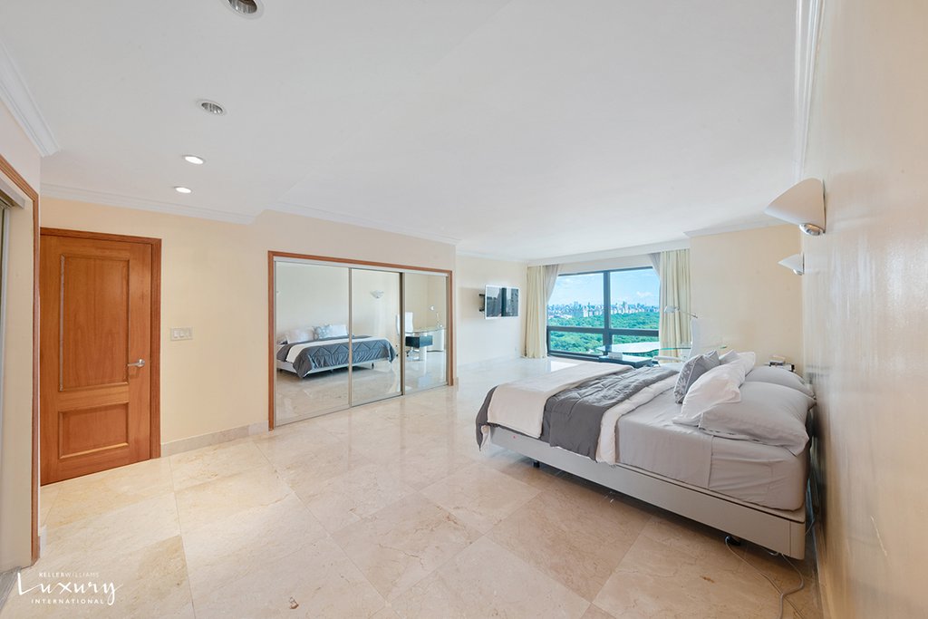 721 Fifth Avenue, Unit 36DE photo 9