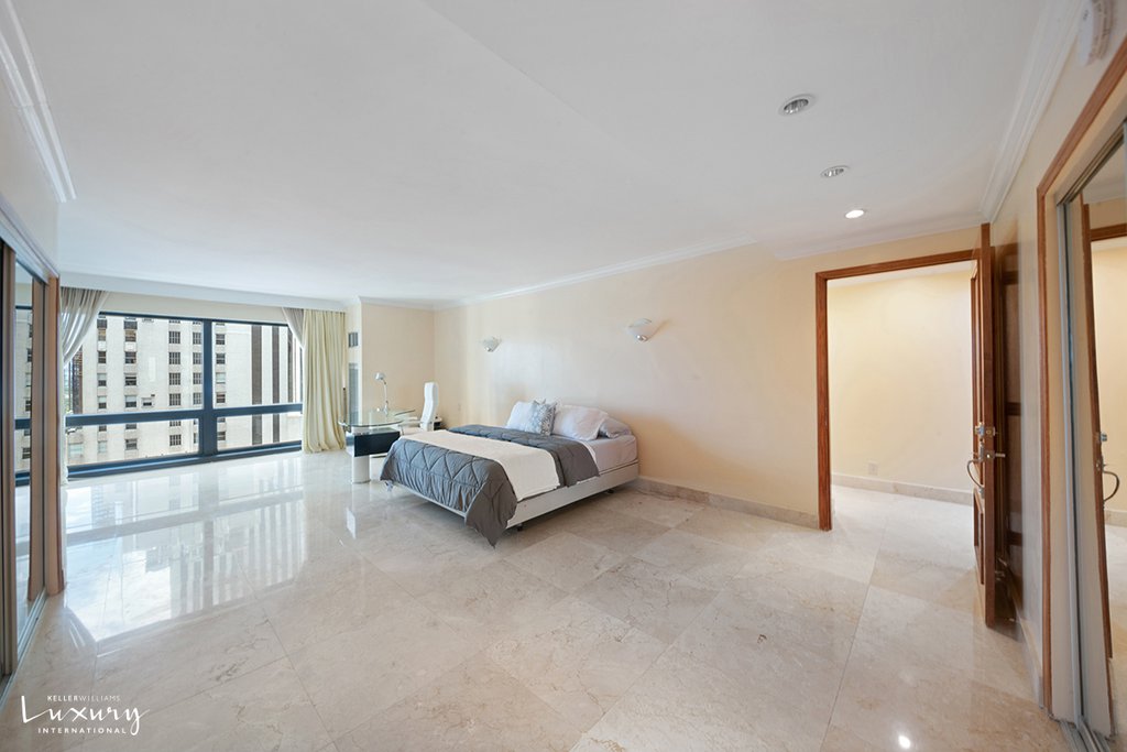 721 Fifth Avenue, Unit 36DE photo 10