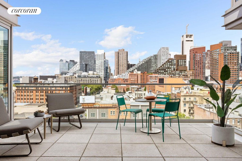 547 West 47th Street, Unit 1113 photo 6