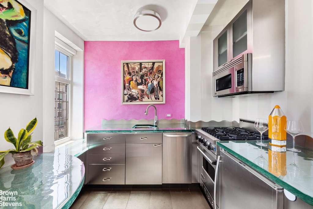465 West 23rd Street, Unit 12D photo 3