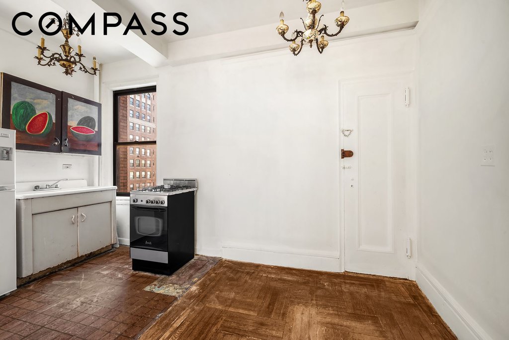 269 West 72nd Street, Unit 9A photo 6