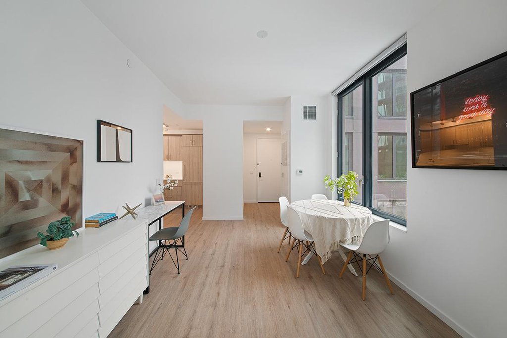 12 Halsey Street, Unit PH201 photo 4